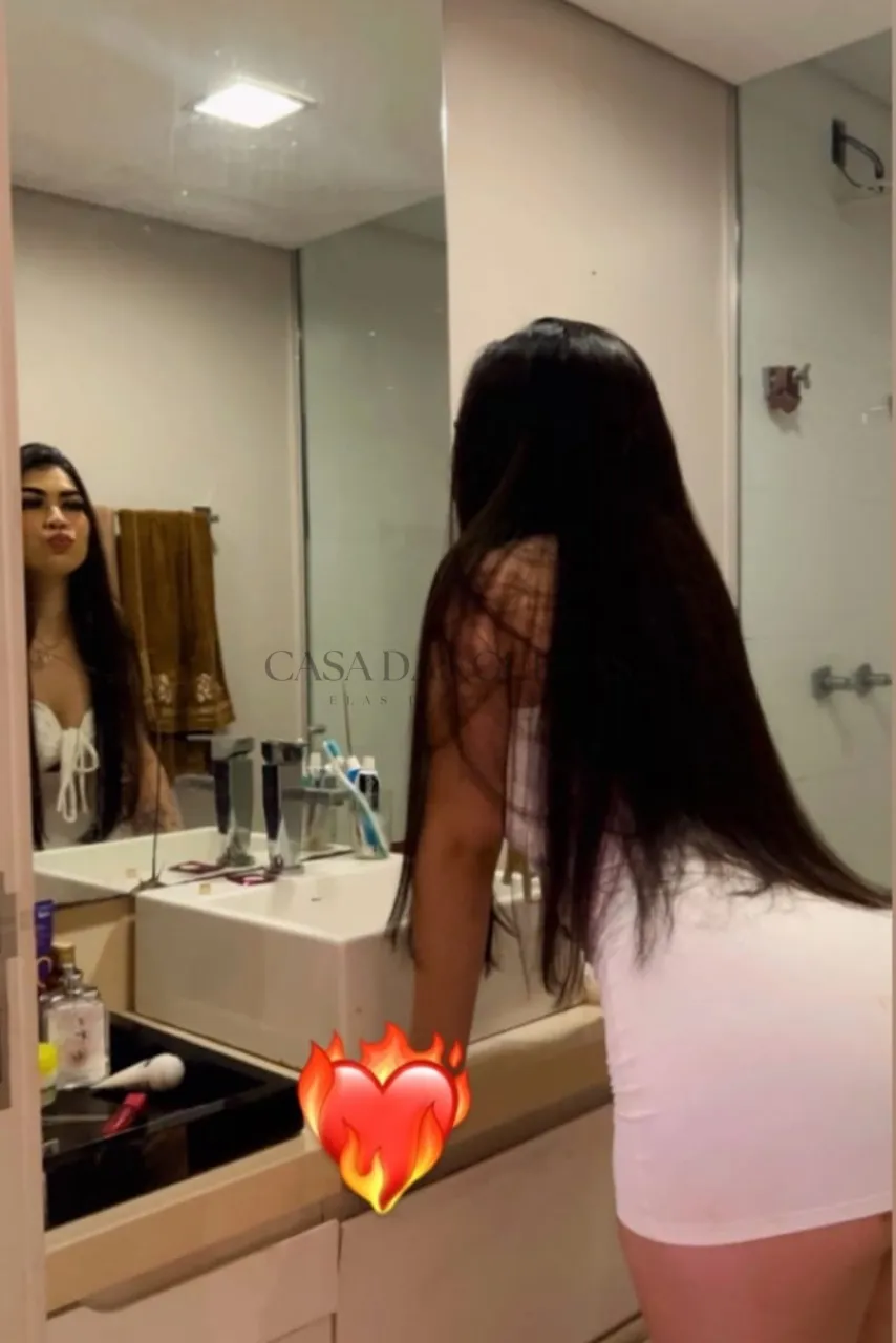 Ágata oliveira em Canoas foto 3